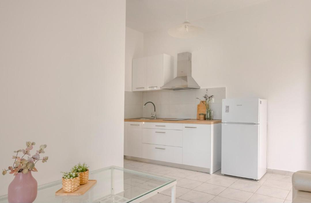 Vivian Apartments Vlachata Екстериор снимка