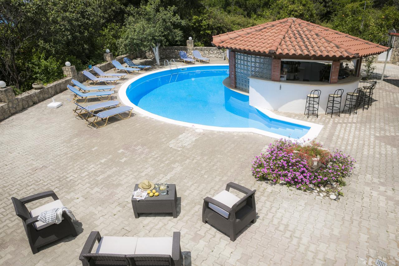 Vivian Apartments Vlachata Екстериор снимка