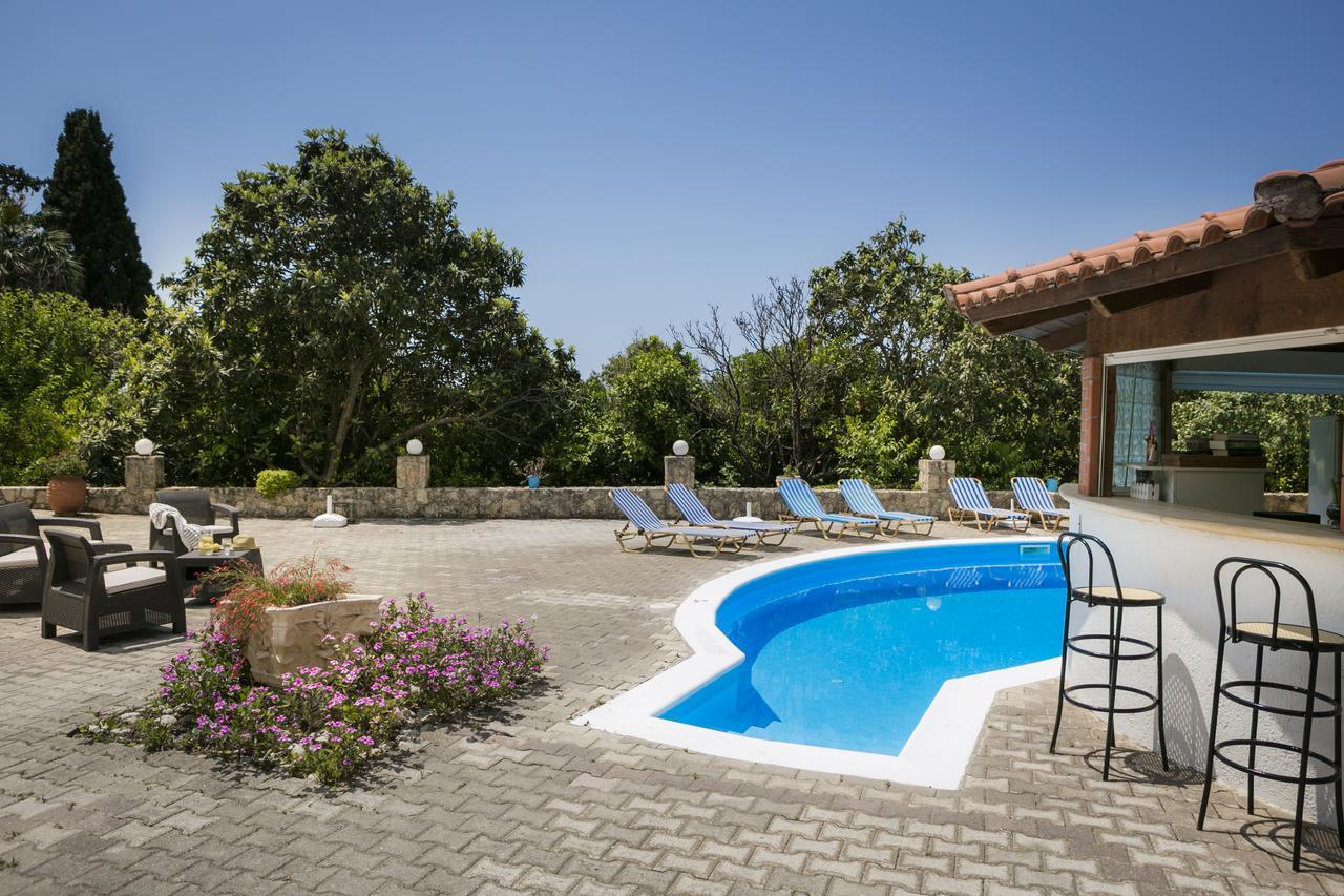 Vivian Apartments Vlachata Екстериор снимка